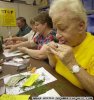 pics_granny-rolling-a-joint.jpg